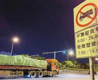 大润发大沽南路吃瓜,夏日吃瓜新地标，畅享清凉好时光