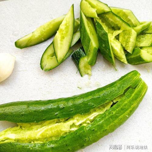 热门吃瓜头像,揭秘热门吃瓜头像背后的潮流密码