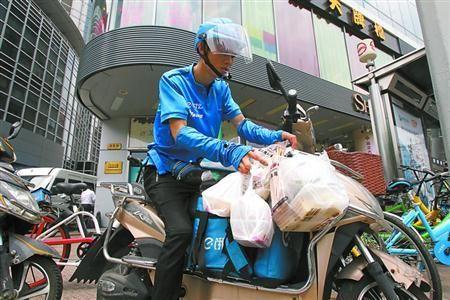 瓜哥吃瓜 外卖员,外卖员传递人间烟火气