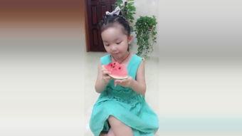 跳舞作者吃瓜,揭秘跳舞作者背后的趣味人生