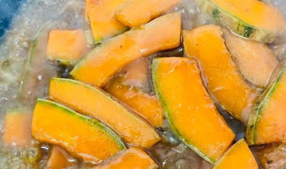 8米吃瓜,揭秘瓜农的丰收秘诀与生活点滴