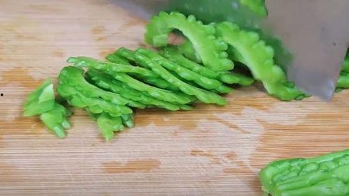 吃瓜杀菌消炎吗,揭秘瓜果的杀菌消炎功效