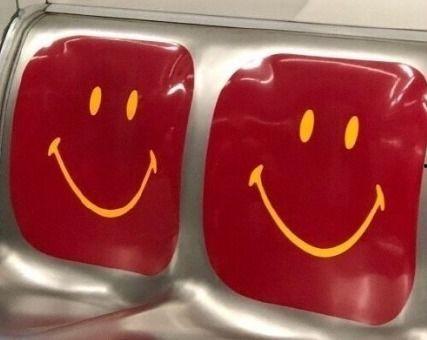 搞笑女文案吃瓜,笑料百出！搞笑女吃瓜文案大盘点