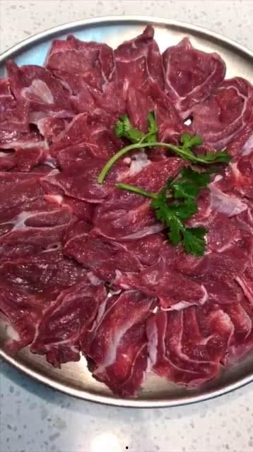 羊吃瓜怎么吃,别样食趣揭秘