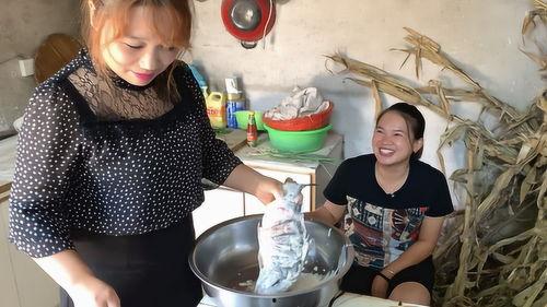 瓜二姐吃中餐,瓜二姐的中餐美食之旅